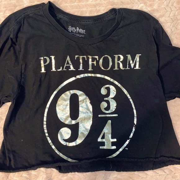Platform 9 3/4 Crop top - Picture 1 of 5